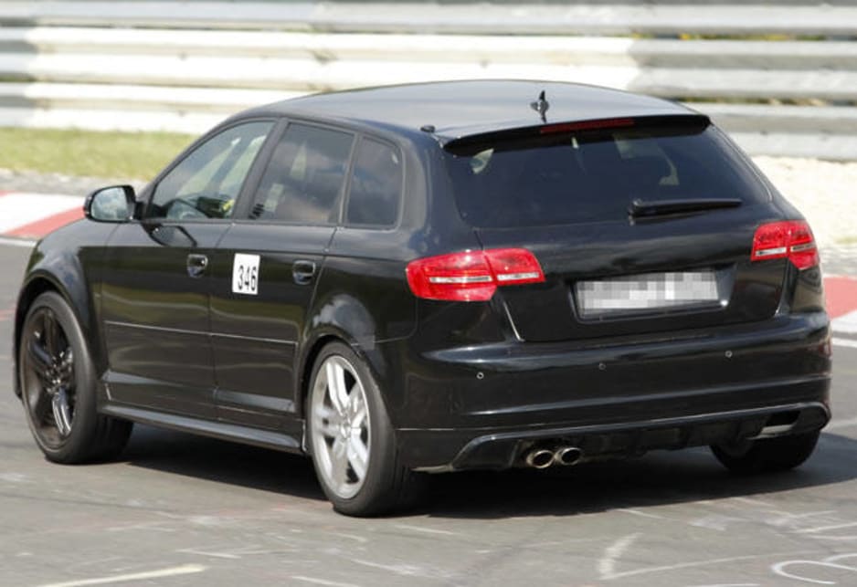 Audi RS3: spy shot   