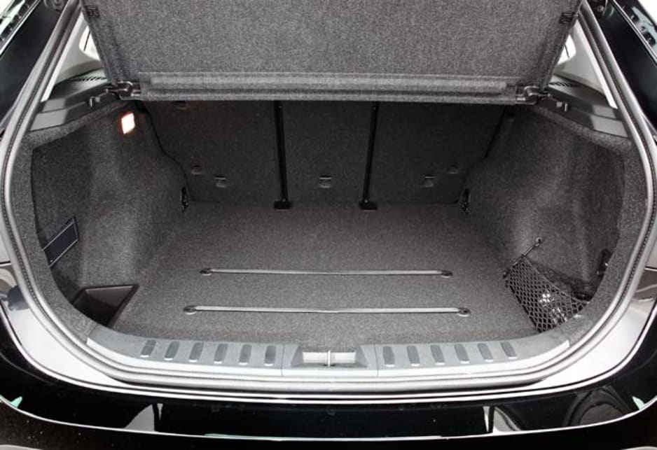 As you'd expect, the X1 has plenty of boot space, with minimal bumps and ridges to make loading and unloading easier.