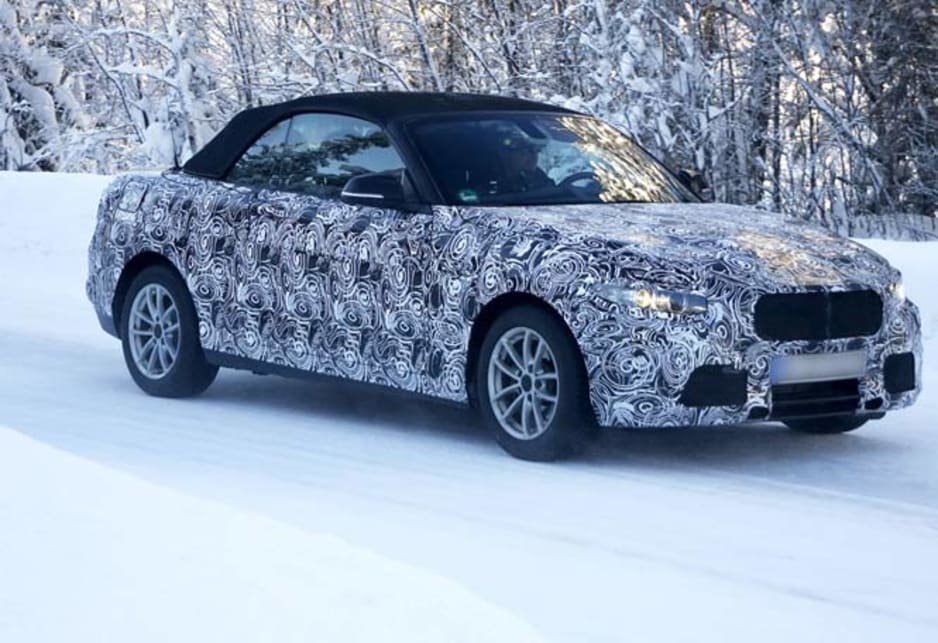 BMW 2-series cabrio: spy shots