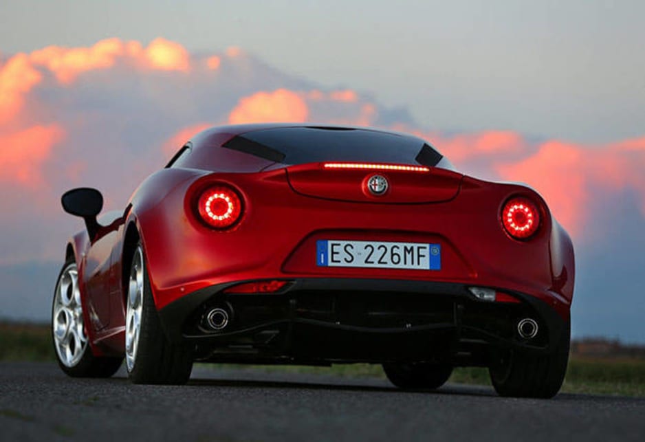 Alfa Romeo 4C new photos