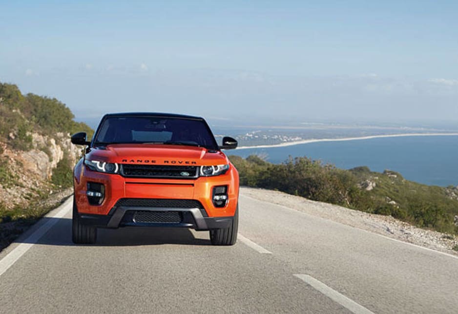 Previously only seen on larger Range Rovers, the ‘Autobiography’ trim level is being introduced across the Evoque range bringing increased levels style and exclusivity.