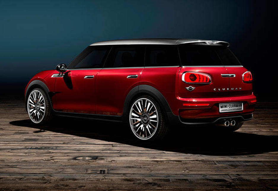And the new Clubman Concept -- which is undoubtedly the production car robbed of its door handles and given some showy wheels -- is no different. Where the outgoing model is compact and quite obviously part of the small Mini family, this one appears to be more Countryman than Cooper.
