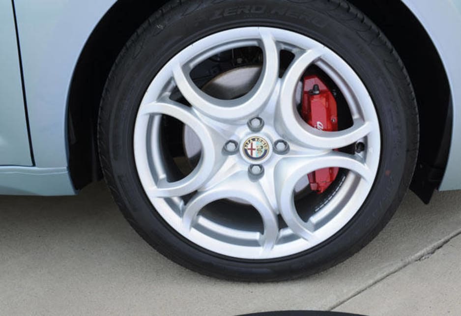 2009 Alfa Romeo MiTo Mini Test Road Test – Review –