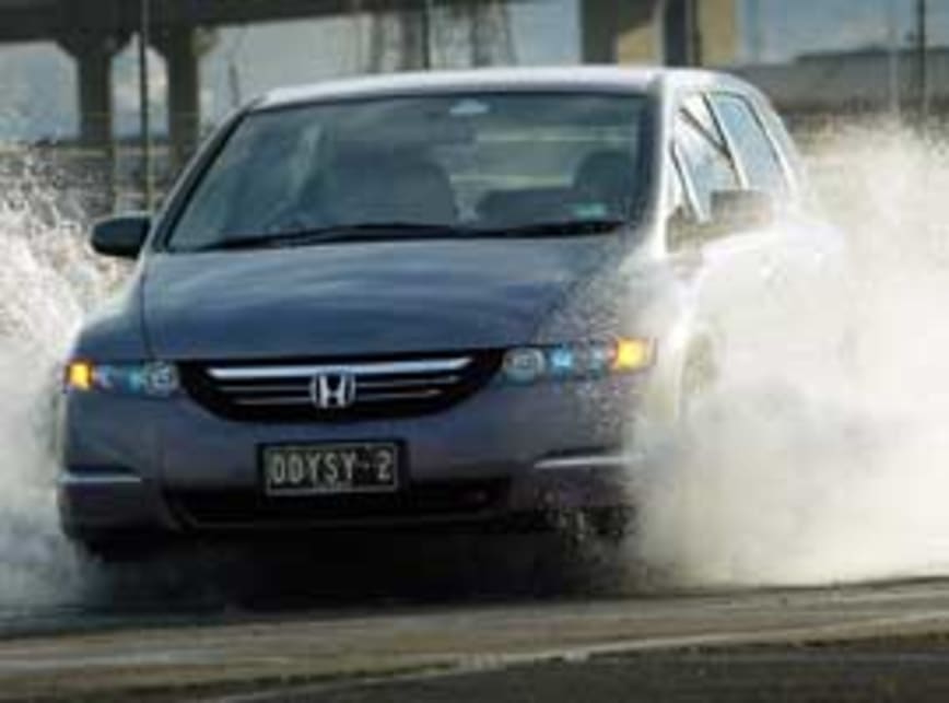 Honda Odyssey 2004 review: first drive | CarsGuide