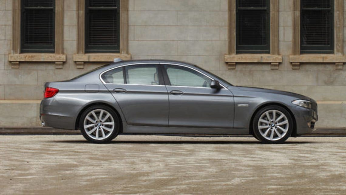 BMW F10 528i (2011)