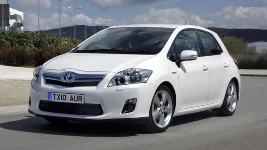 Toyota Auris 2014 1 8 Hybrid