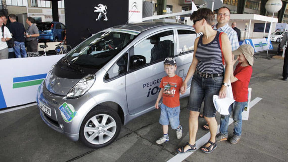 Peugeot i0n discount