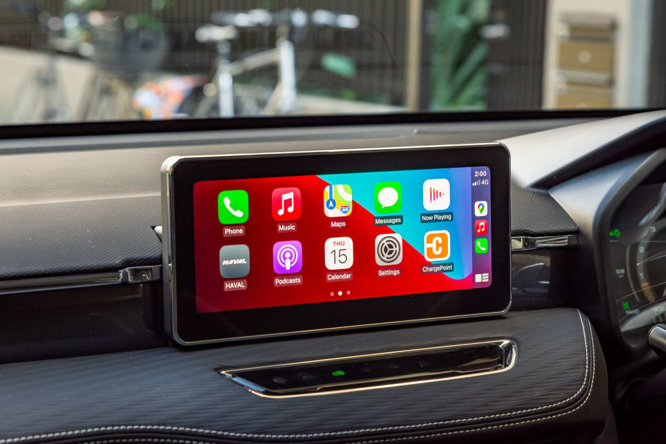 The Jolion has a 10.25-inch multimedia touchscreen with Apple CarPlay and Android Auto. (Image: Tom White)