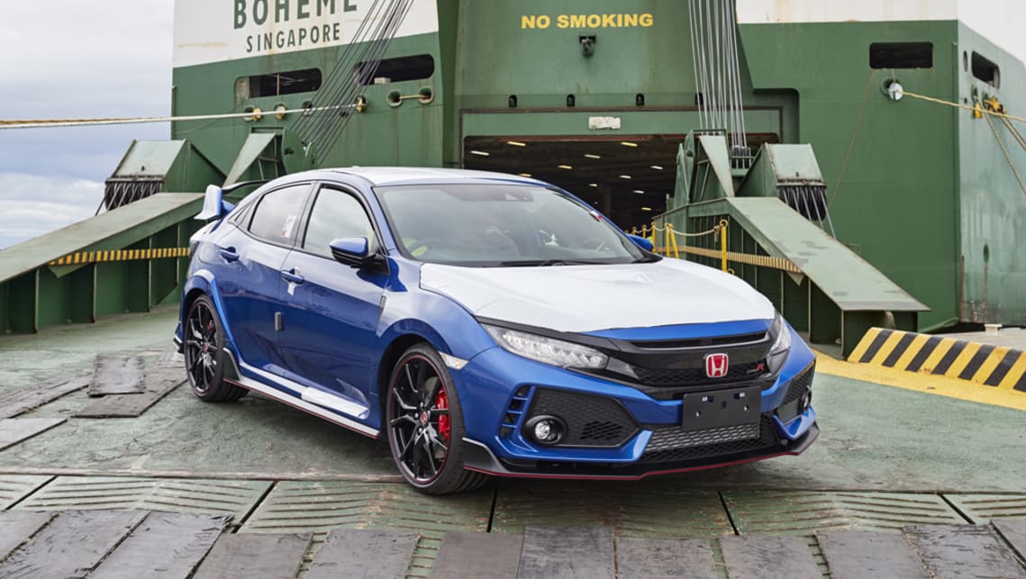 Honda Civic Type R 17 Touches Down In Australia Car News Carsguide