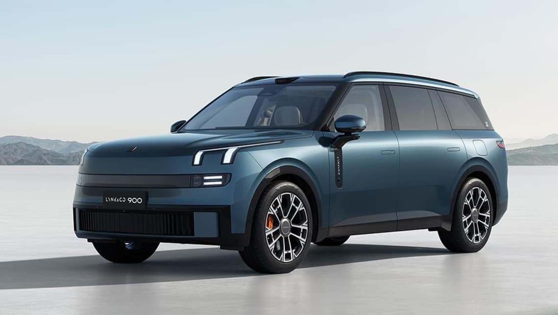 2025 Lynk & Co 900