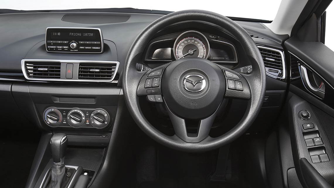 2014 Mazda 3 Neo sedan