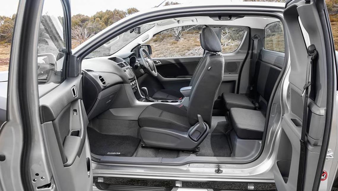 2015 Mazda BT-50 XTR extended-cab