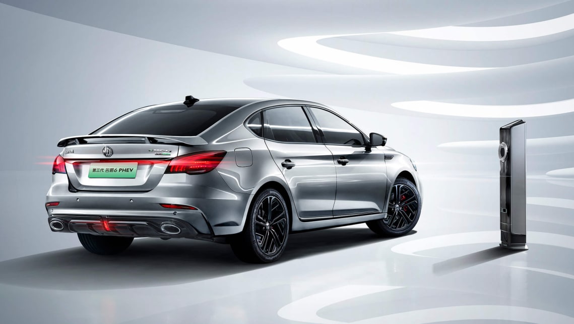 Mg hybrid deals electric car