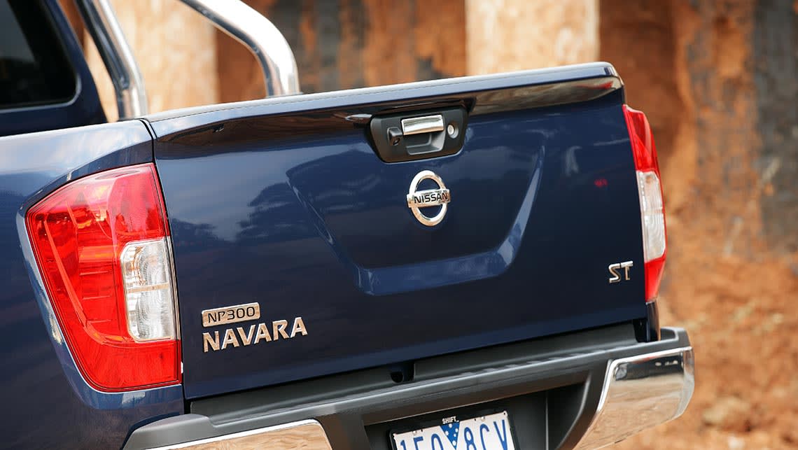 2015 NP300 Nissan Navara ST
