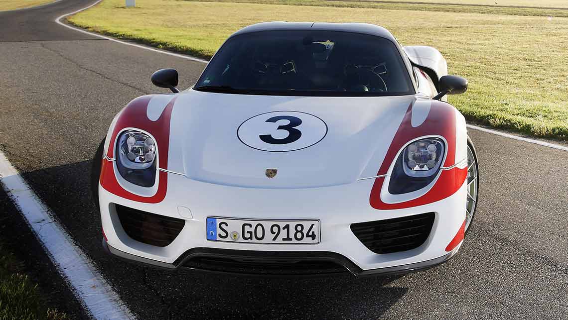 2015 Porsche 918 Spyder review