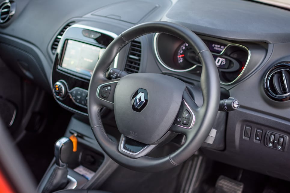 The Captur features a leather-trimmed steering wheel.