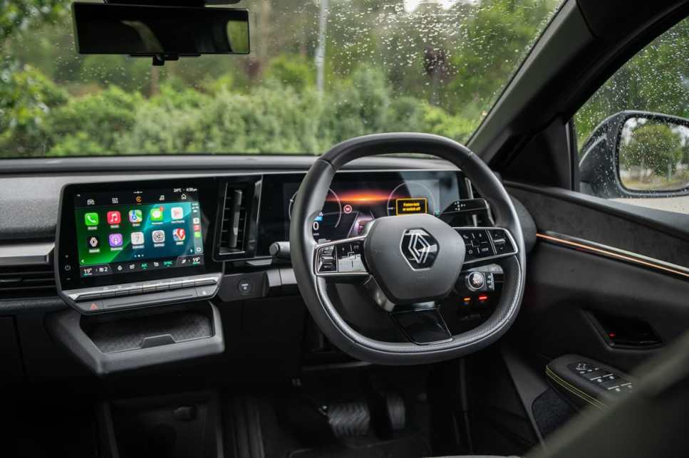 2025 Renault Megane E-Tech (image: Tom White)