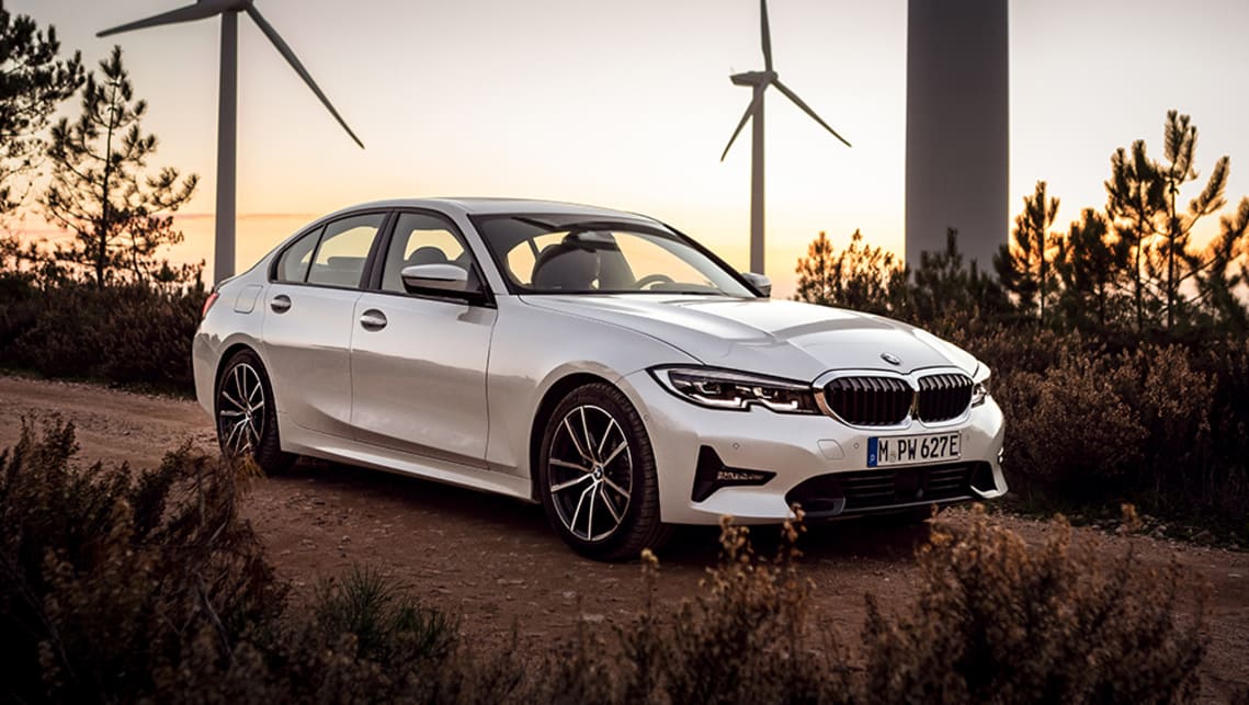 negatief comfort Behoort BMW 330e 2019 revealed: more power, range for plug-in hybrid - Car News |  CarsGuide
