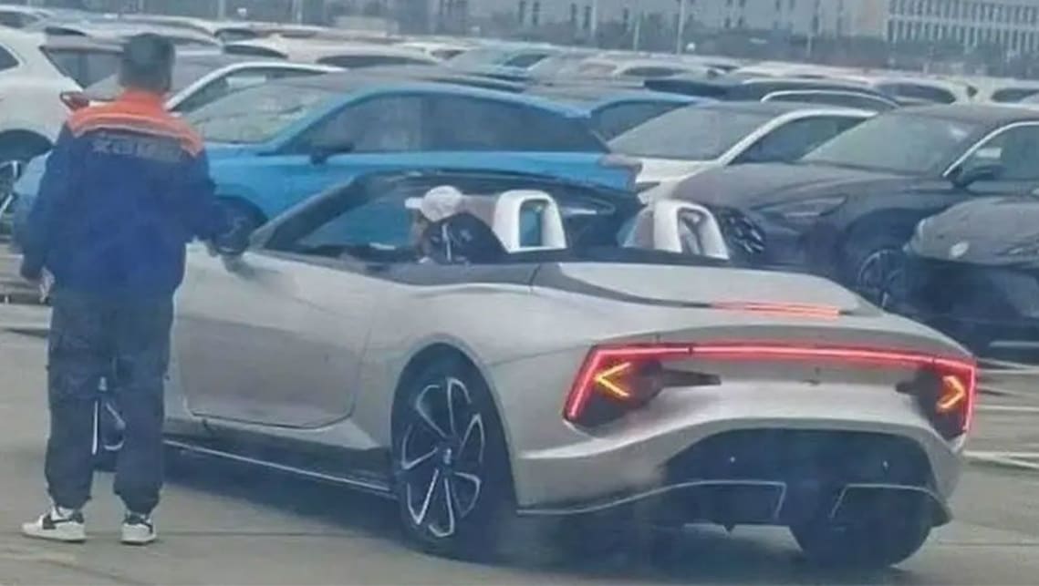 Undisguised! 2023 MG Cyberster electric car spied with no camouflage - Car  News