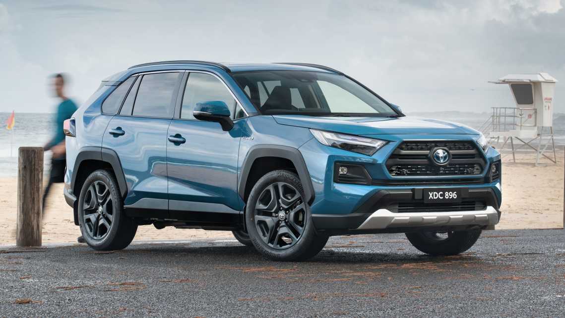 Ford Ranger and Toyota RAV4 Hybrid | Gallery