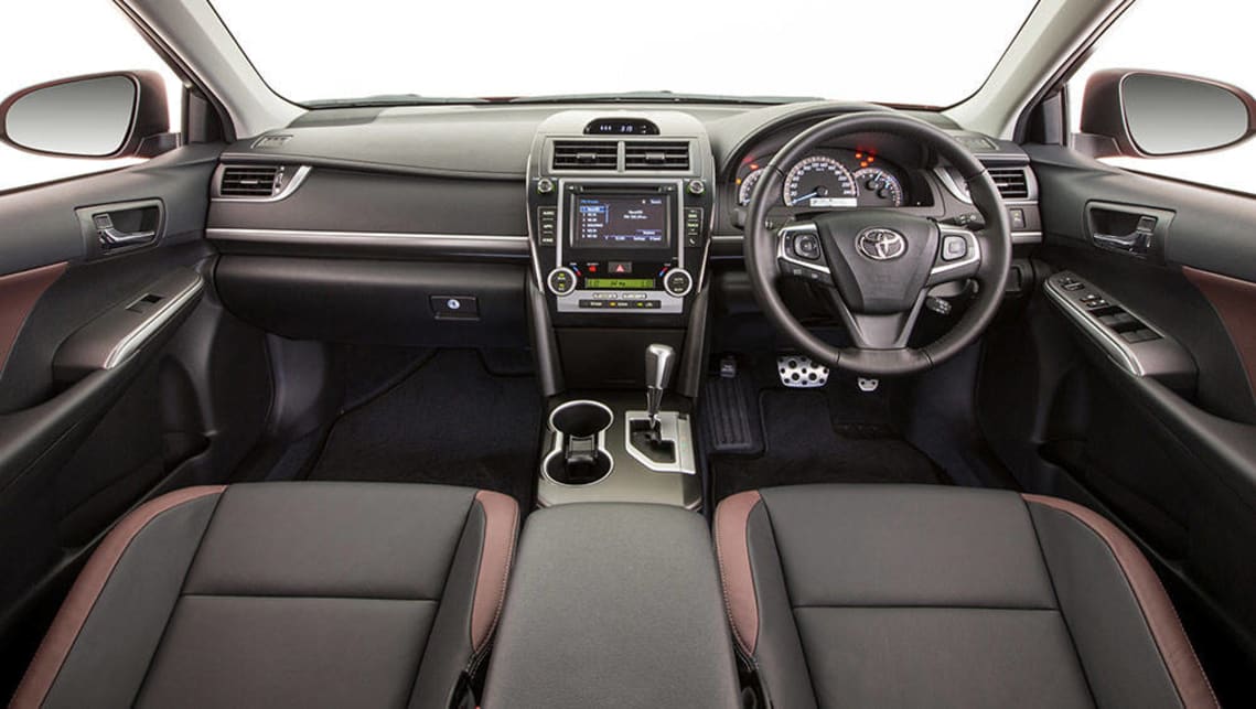 2015 Toyota Camry Atara SX