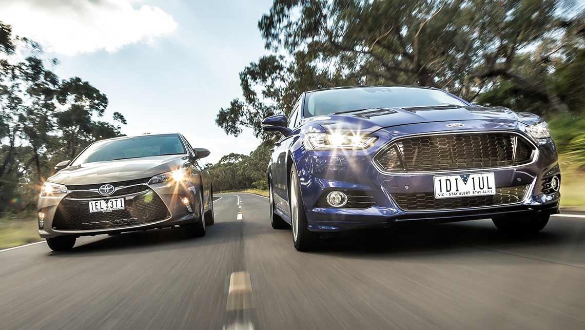 2015 Toyota Camry hybrid vs Ford Mondeo diesel