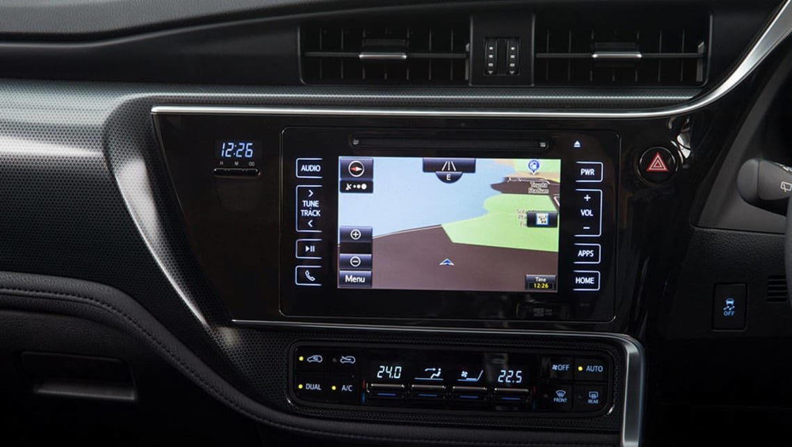 2016 Toyota Corolla Hybrid multimedia display