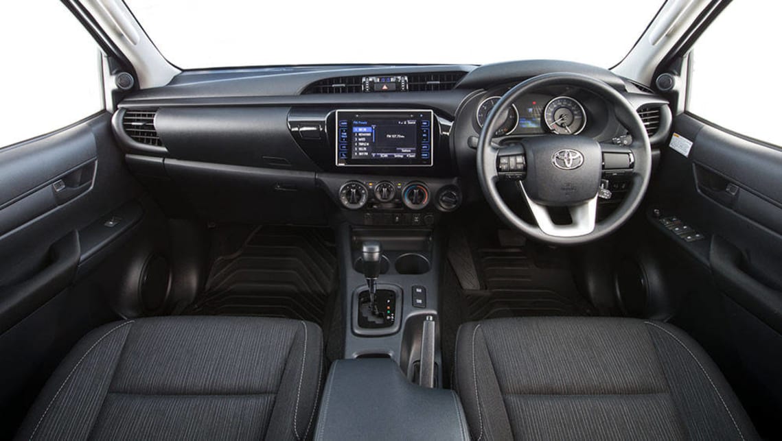 2015 Toyota HiLux SR