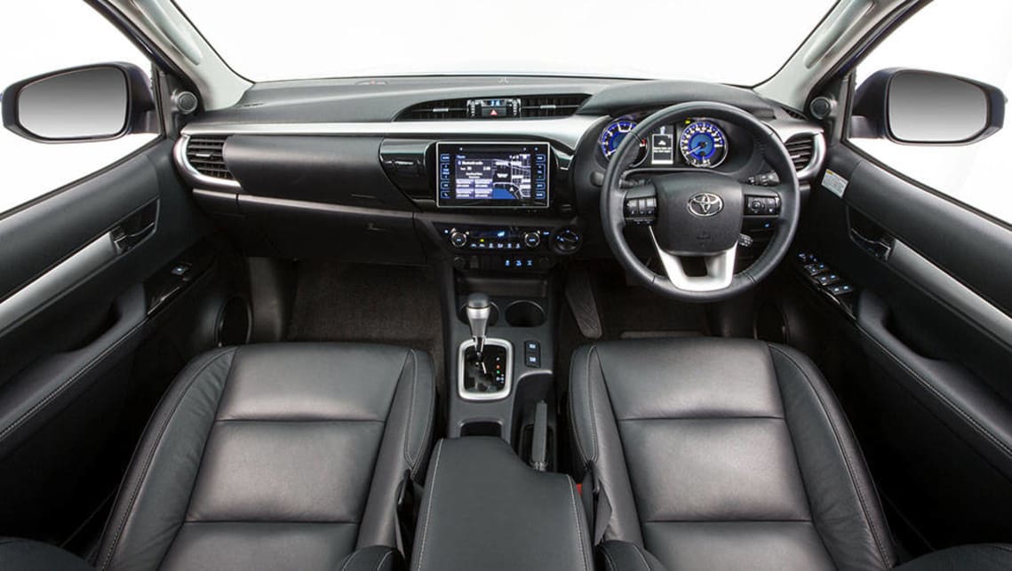 2015 Toyota HiLux SR5