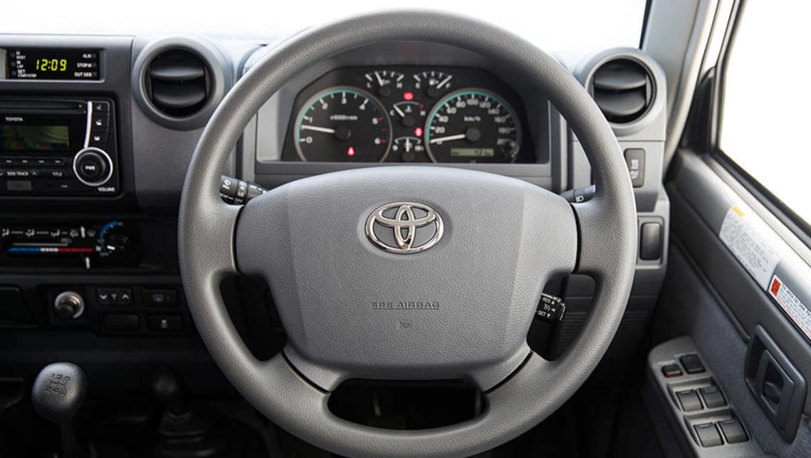 Toyota Land Cruiser 70 Series Dual Cab 2016 Review Snapshot