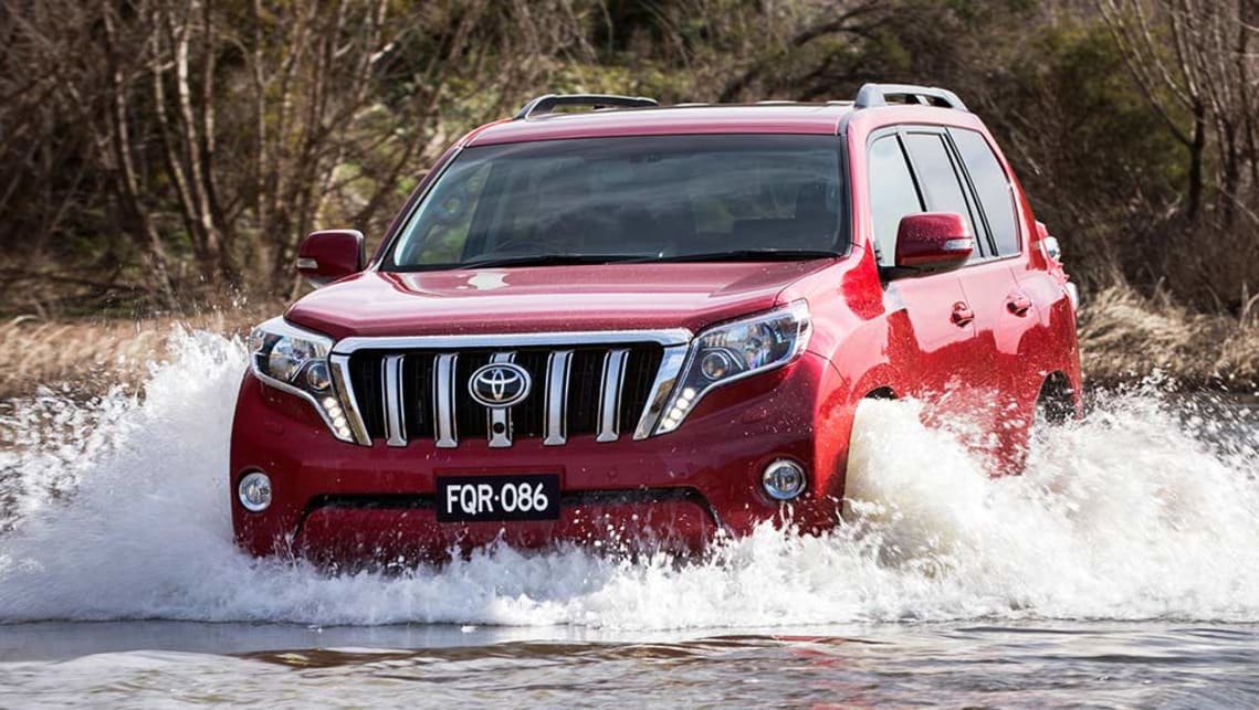 Toyota Land Cruiser Prado 2015  Đánh giá so sánh tư vấn mua xe