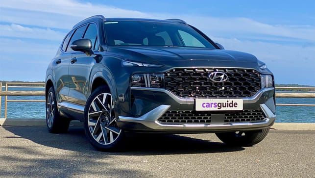 Hyundai Santa Fe 2021 review: Highlander