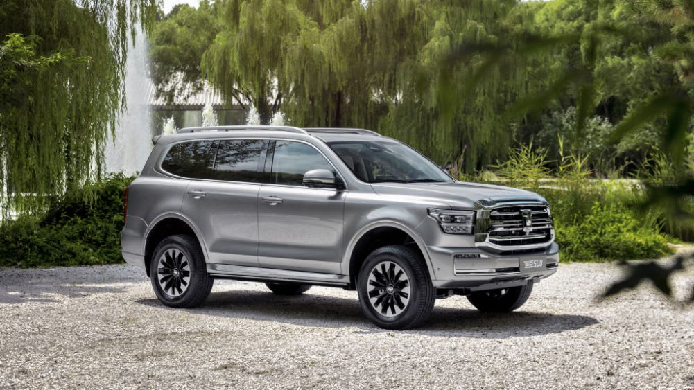 China's Toyota LandCruiser Prado fighter Meet the Great Wall Tank 500