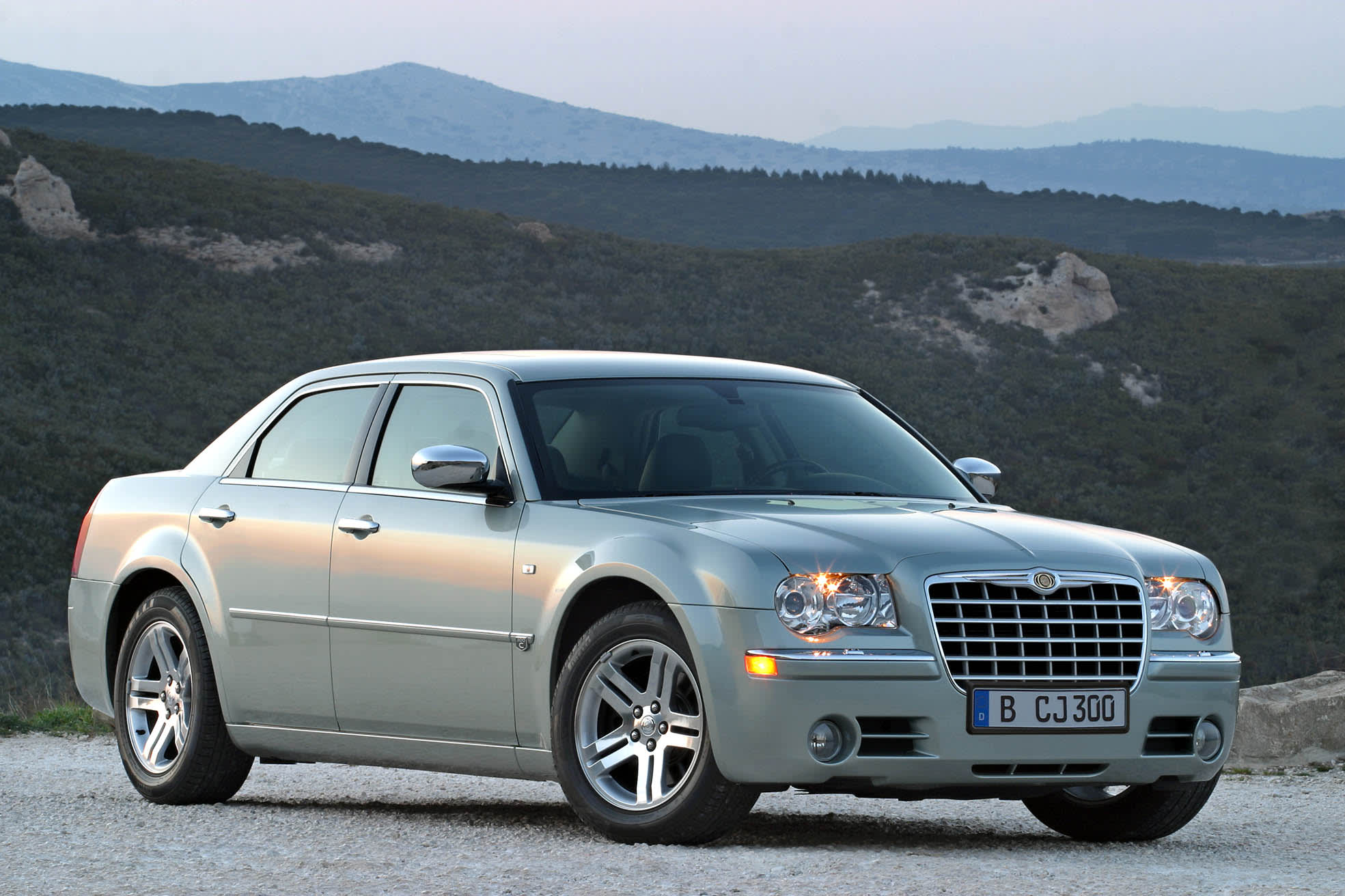 Used Chrysler 300c Review 2005 2011 Carsguide