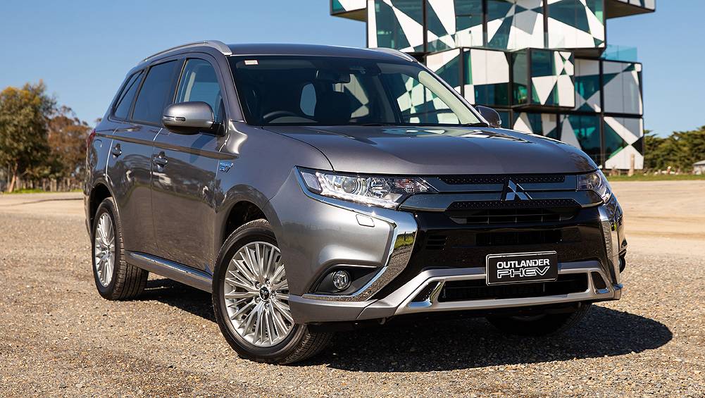 Test outlander phev deals 2019