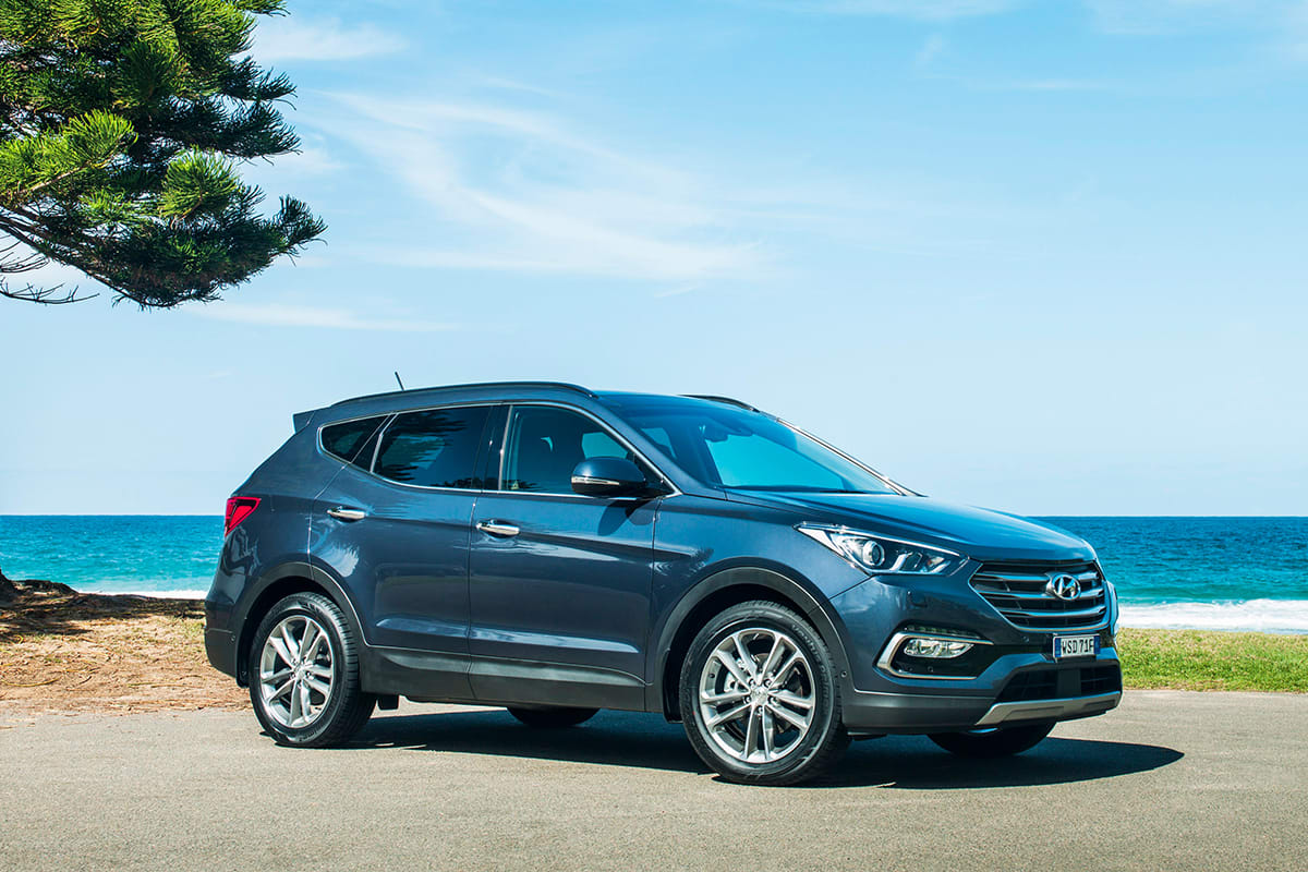 Hyundai Santa Fe Elite 2017 review snapshot CarsGuide