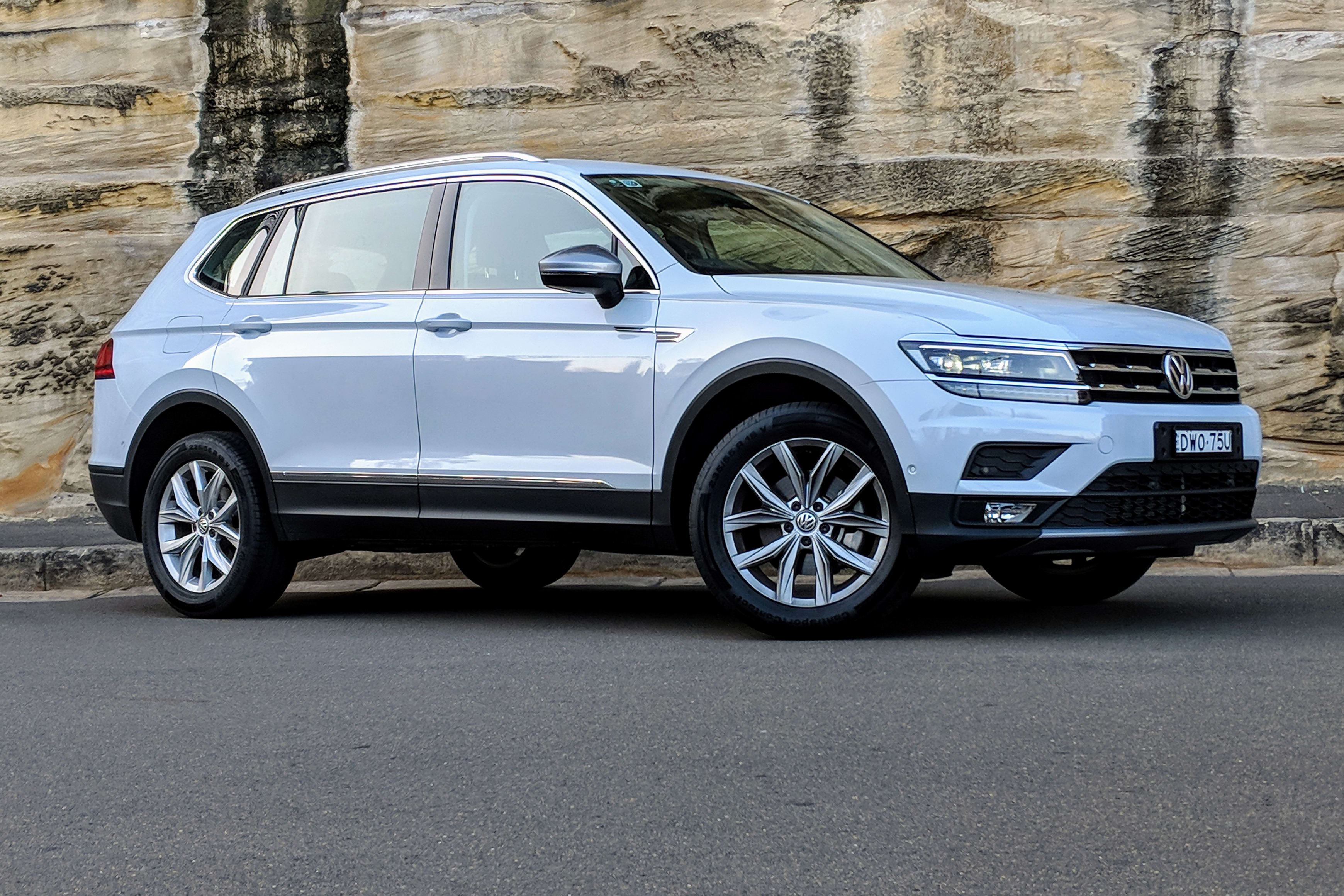 Vw Tiguan Allspace 2019 Review Comfortline Carsguide