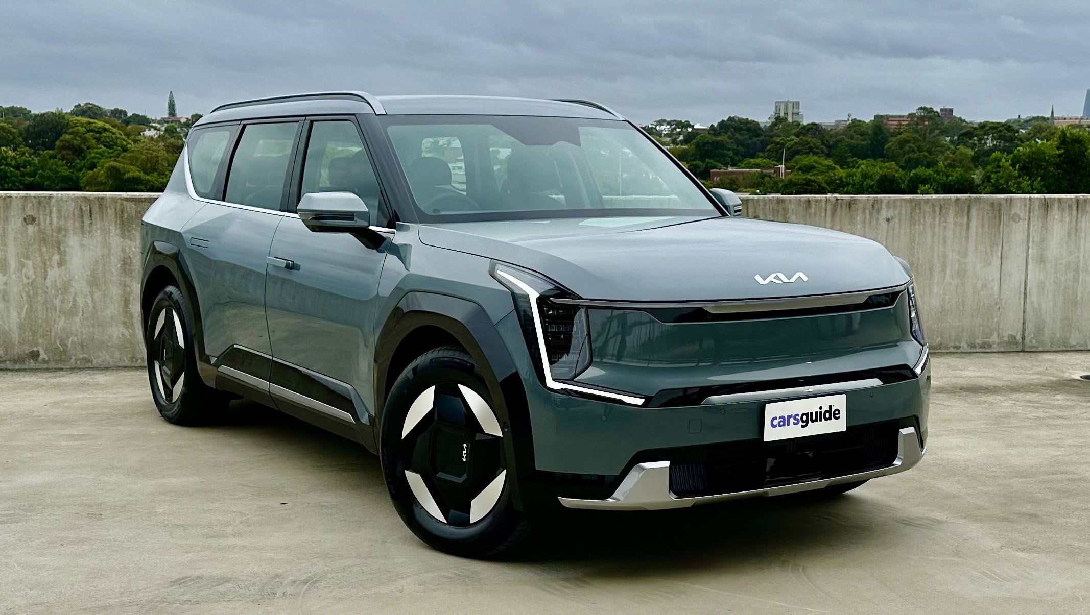 8 Best Large Electric SUVs in Australia CarsGuide