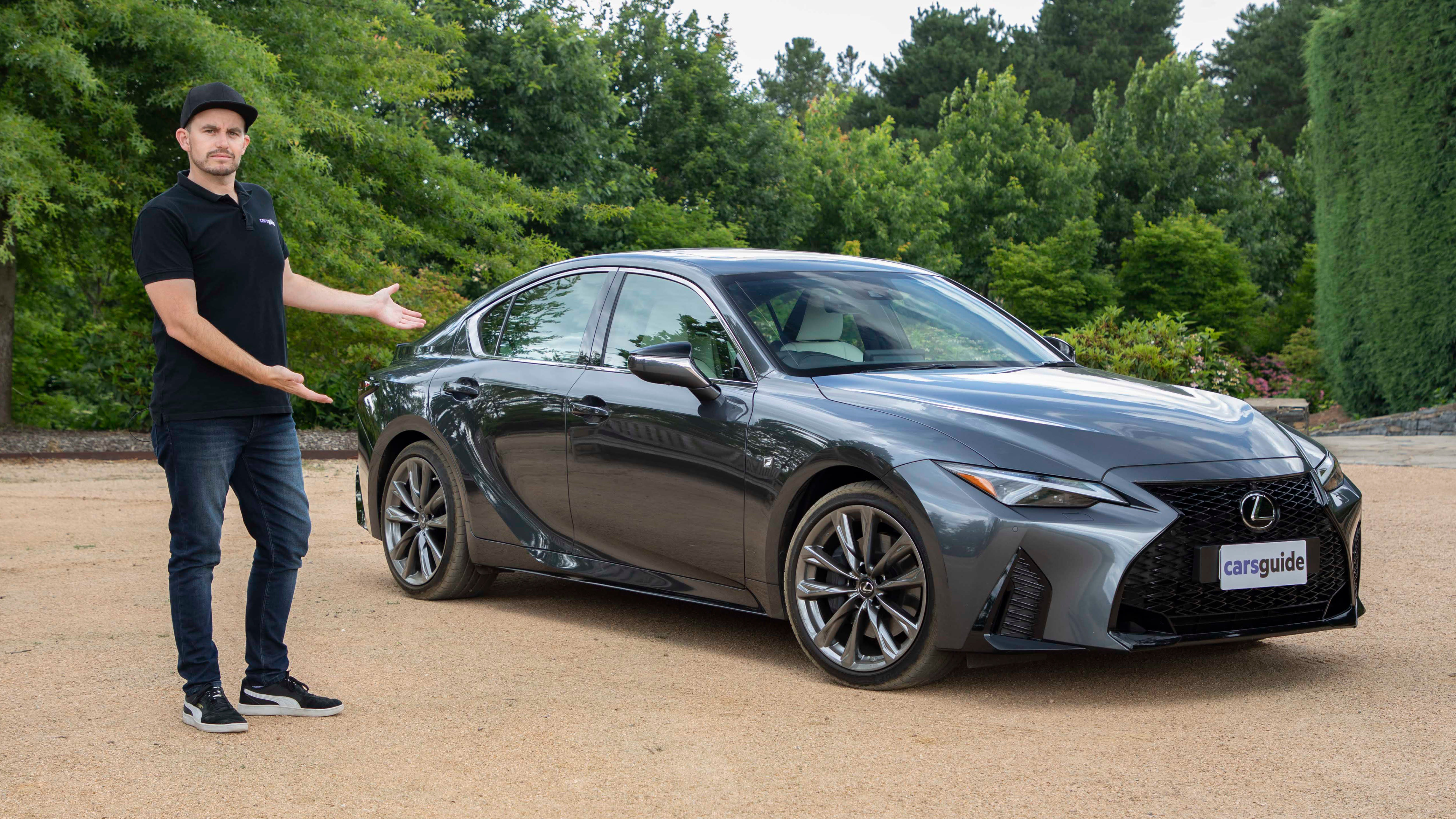 2021 lexus sales is 300h