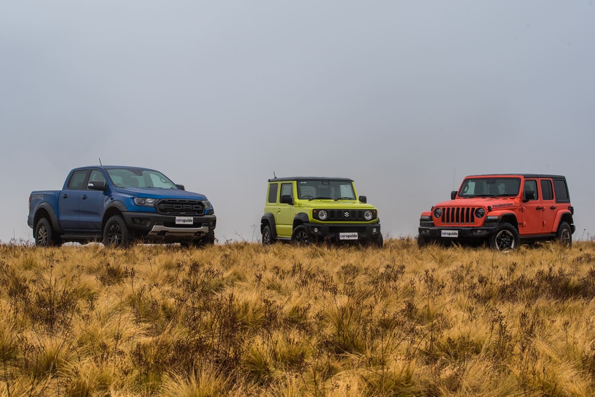 Suzuki Jimny vs Jeep Wrangler Rubicon vs Ford Ranger Raptor 2019: off