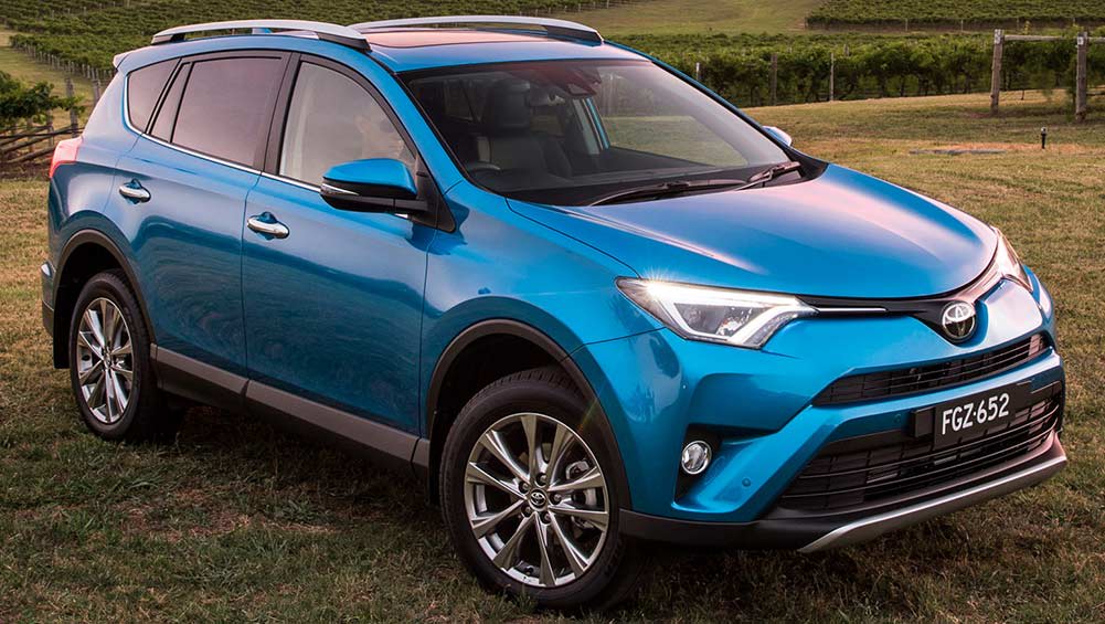 Toyota RAV4 Cruiser 2016 review | CarsGuide