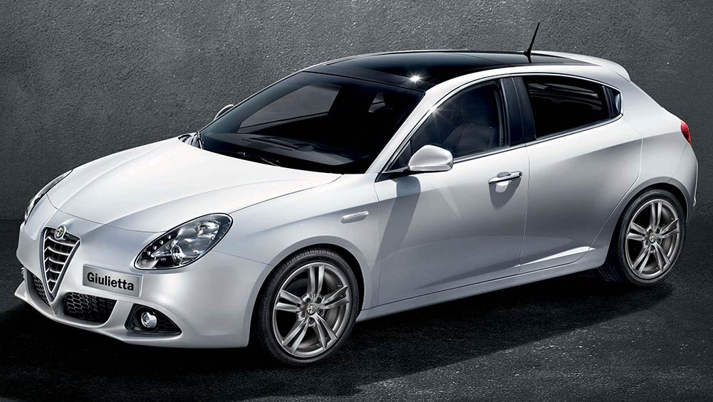 Alfa Romeo Giulietta Distinctive 2015 review CarsGuide
