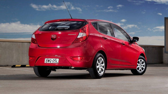 2012 hyundai accent hatchback sale