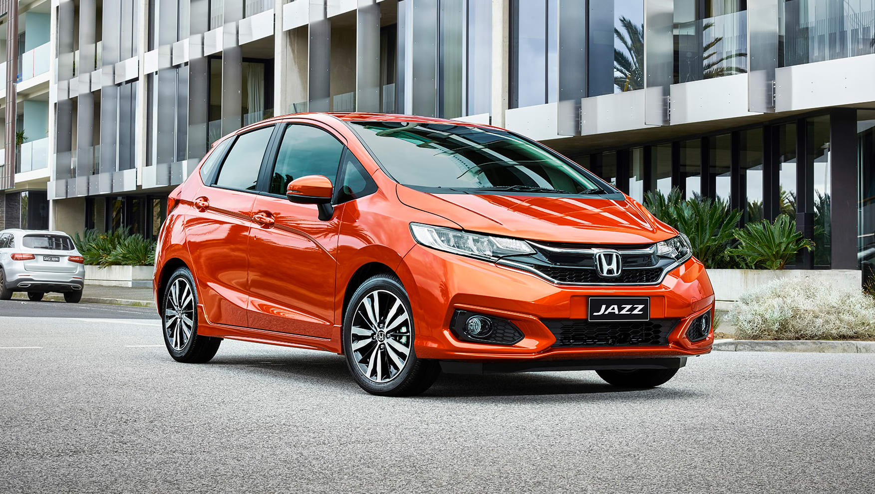 Honda jazz hybrid 2020 outlet price