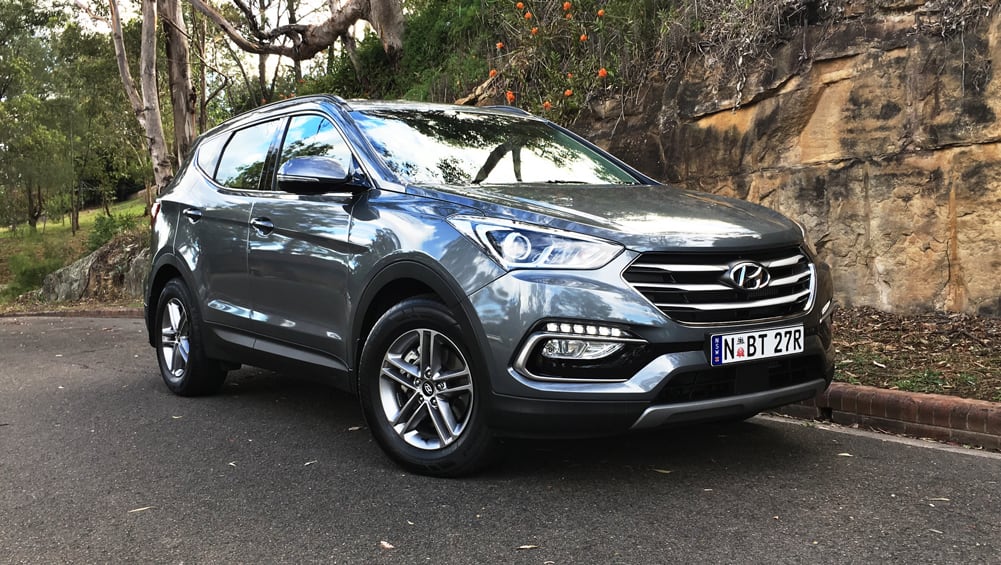 Hyundai Santa Fe Active diesel 2017 review CarsGuide