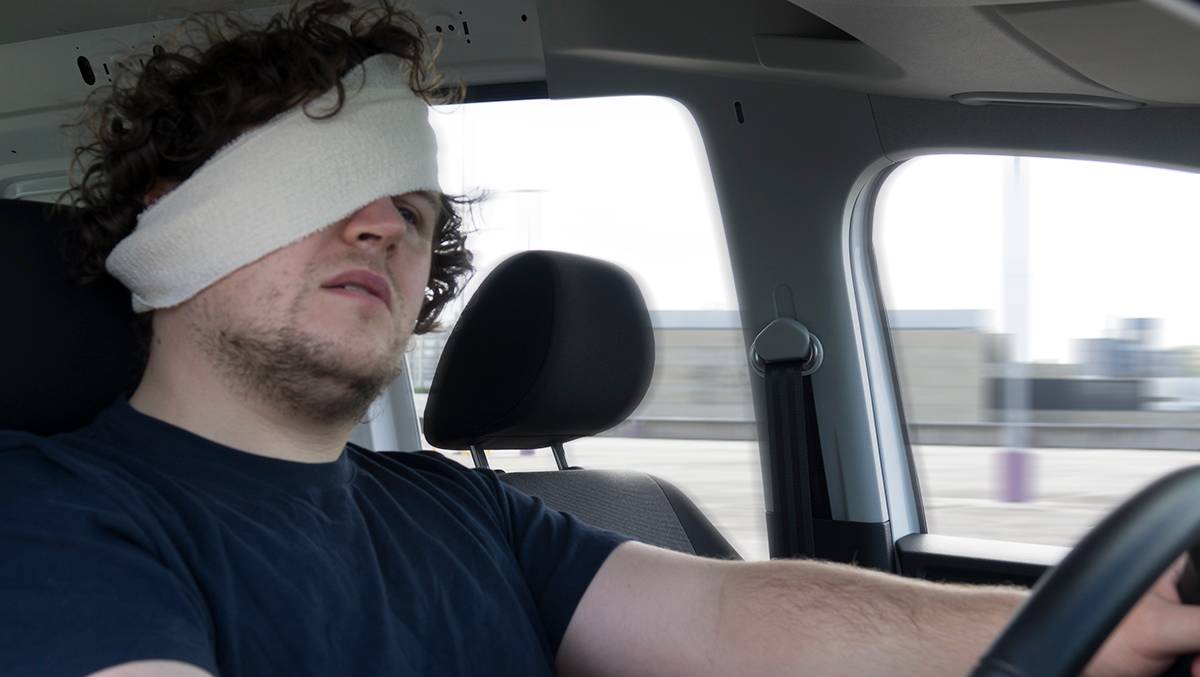 Is it illegal to drive with one eye? | CarsGuide