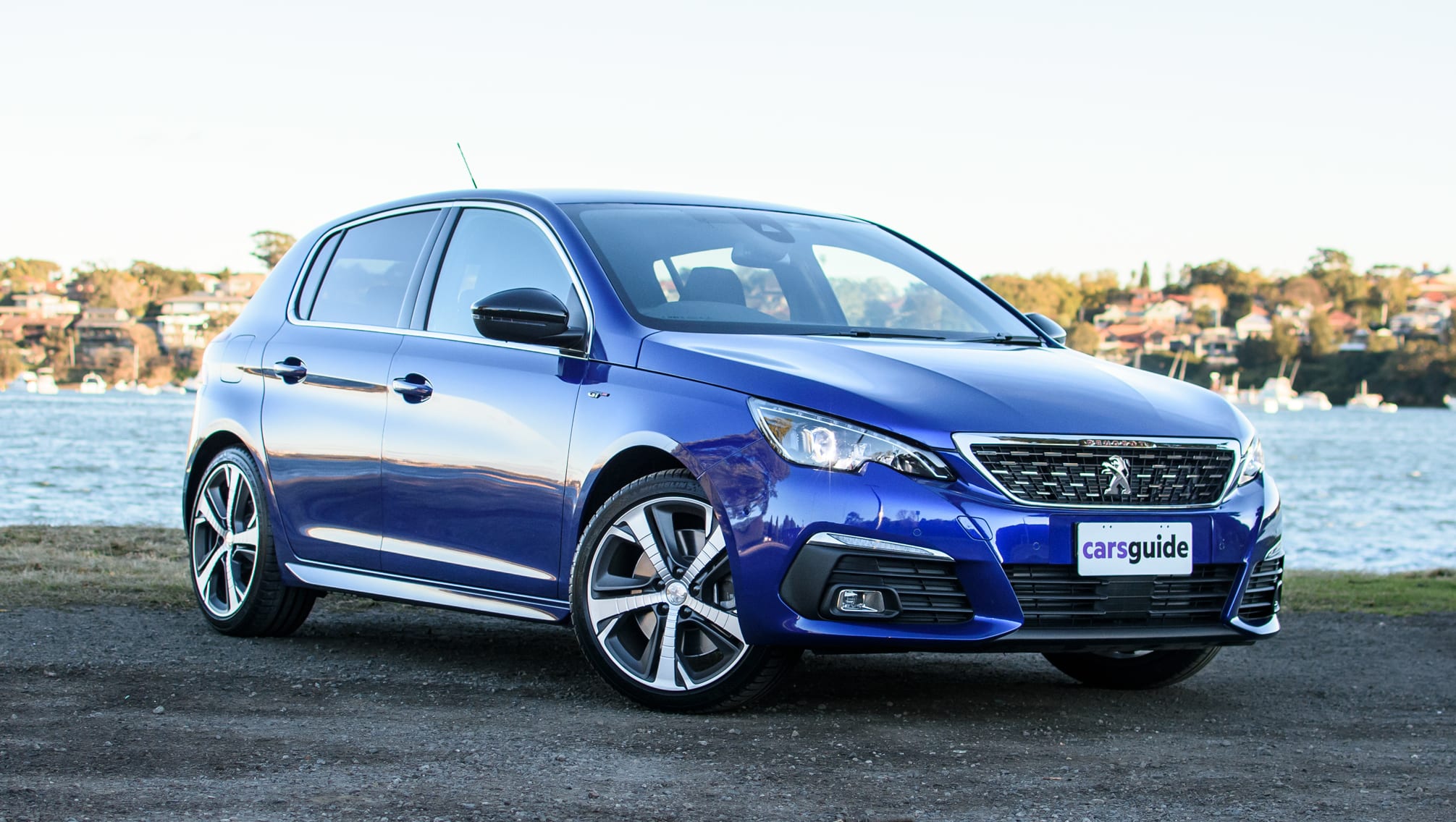 Peugeot 308 store hybrid 2020