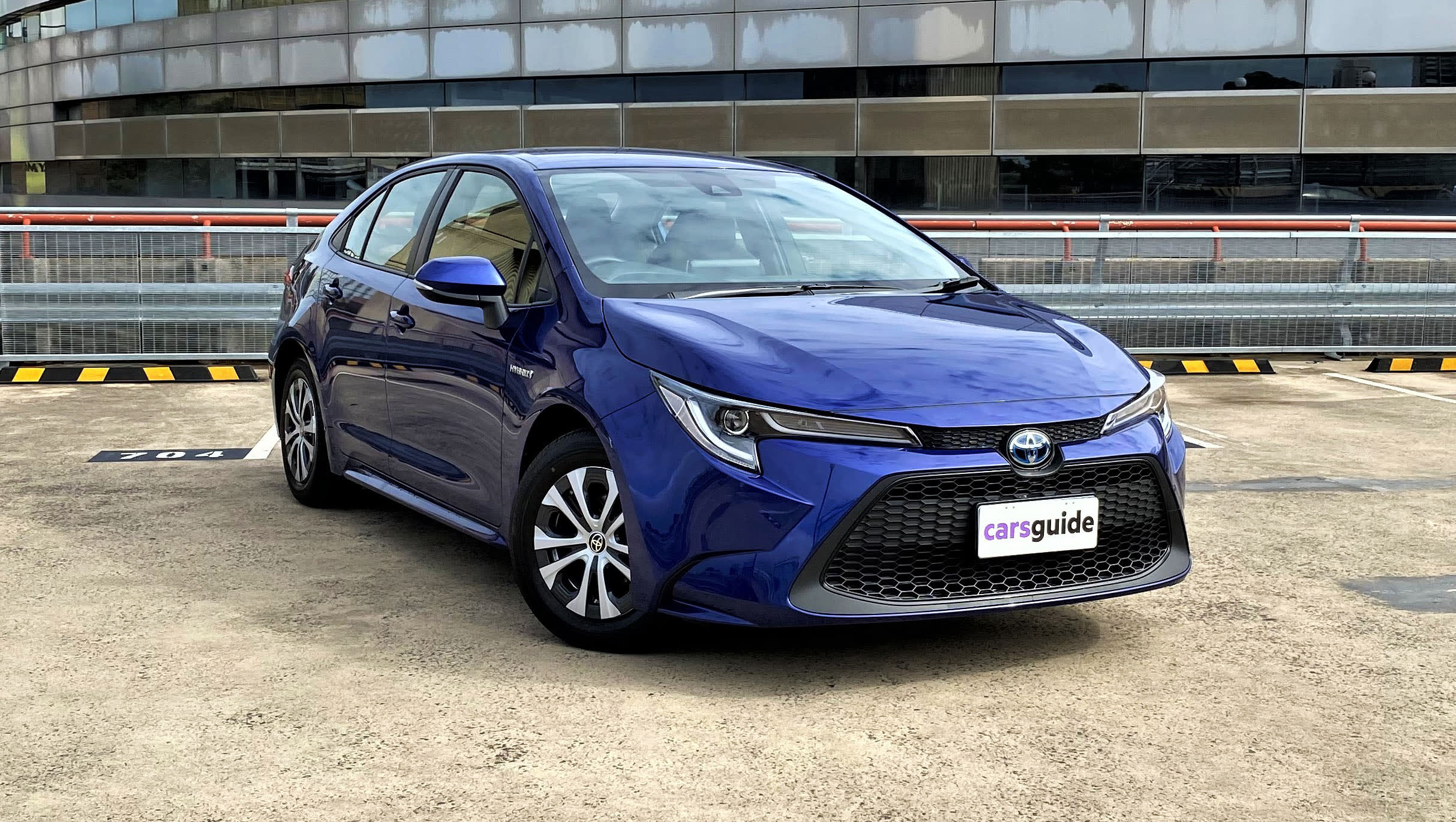 Toyota 2020 outlet corolla hybrid