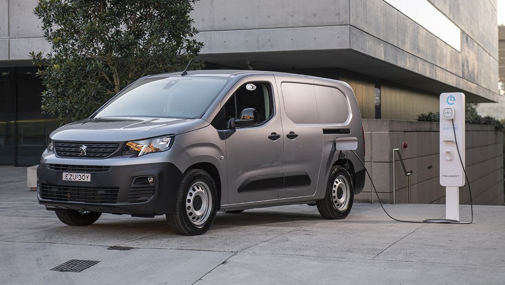 Peugeot partner cheap electric 2000