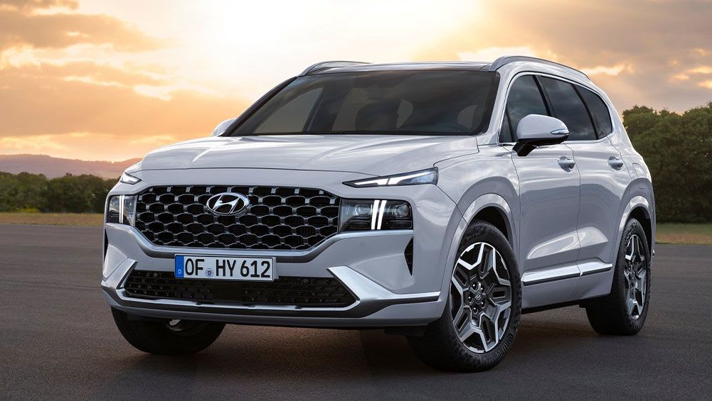 Hyundai santa 2025 fe hybrid range